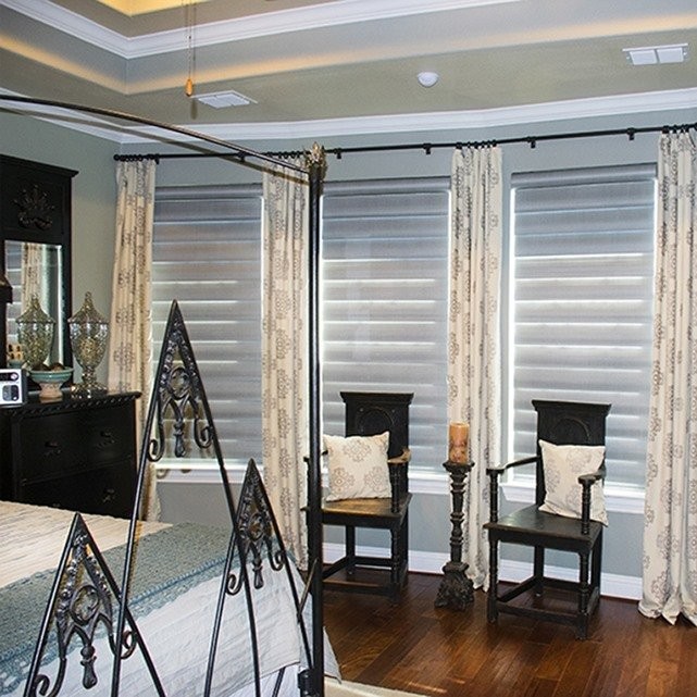 Hunter Douglas Dealer Image
